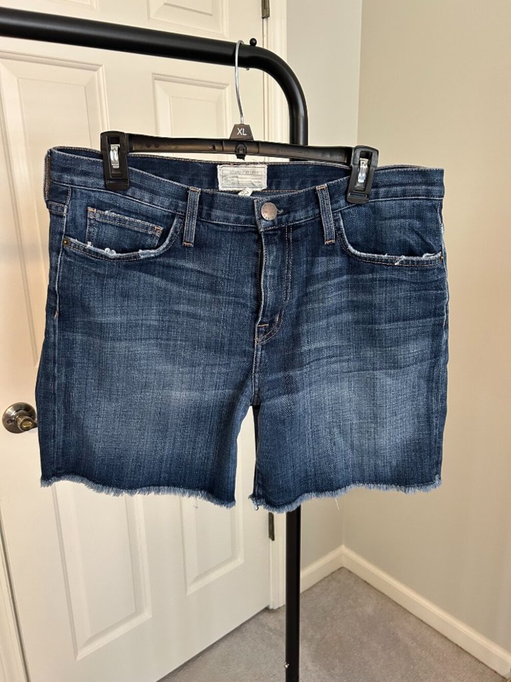 Current Elliott Shorts 29 The Rolled Short Love